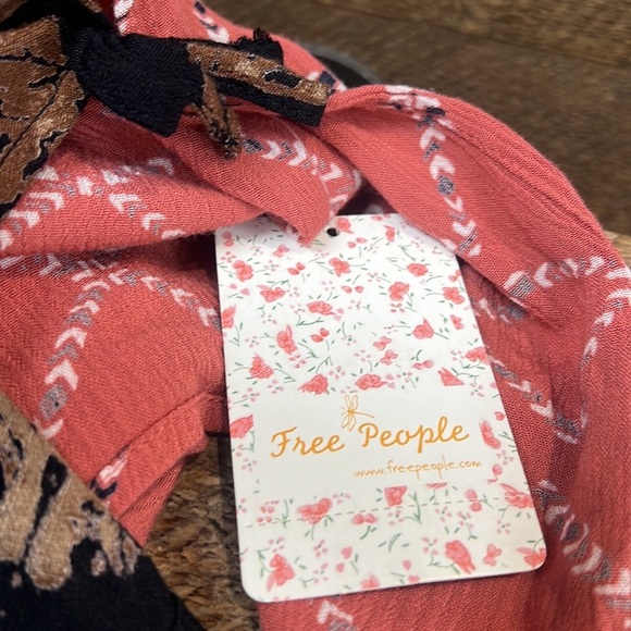 NWT Free People Viscose Tank Size Small - Picture 6 of 10